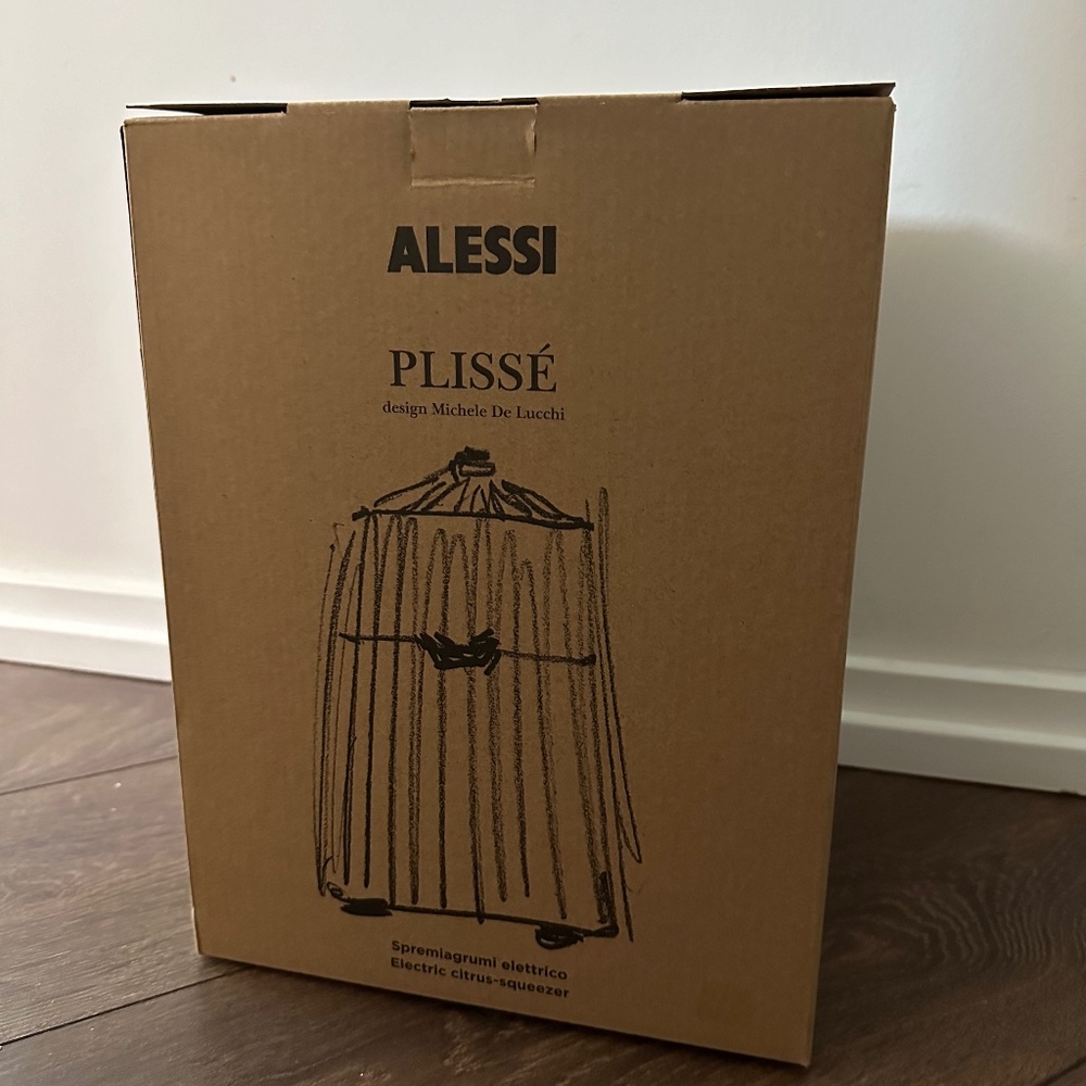 Alessi White Plissé Electric Juicer